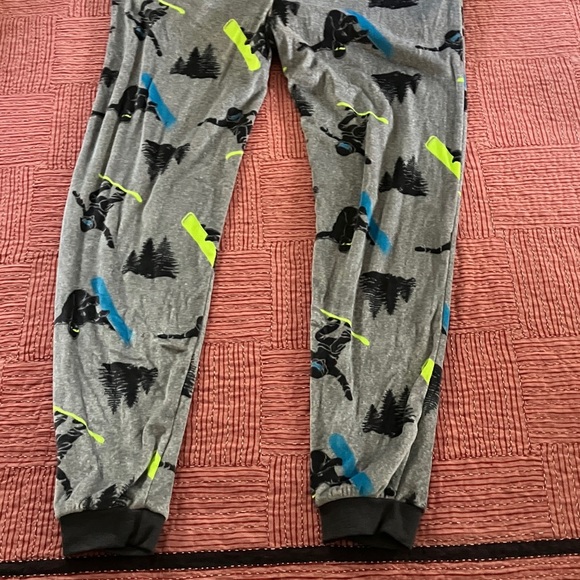 Teen boys extra large/14 to 16 years one piece pajama buttery soft fabric - Picture 14 of 14